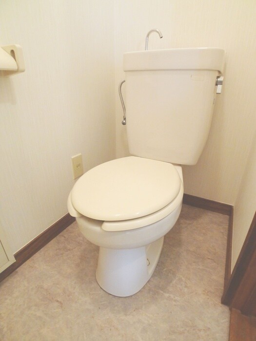 トイレ サニ－ヒル中新宿