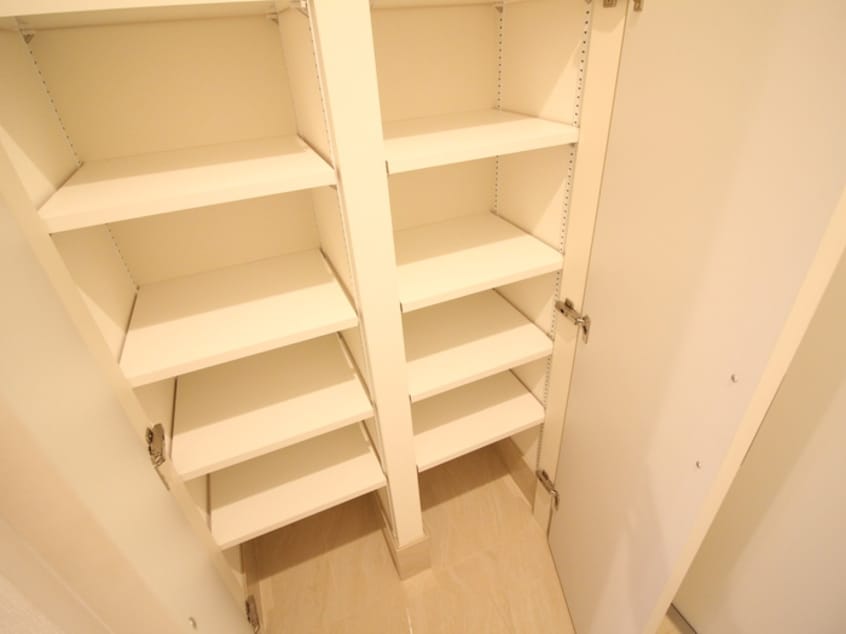 靴箱 ヴァロータ氷川台