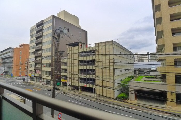 室内からの展望 スカ－ル千葉みなと