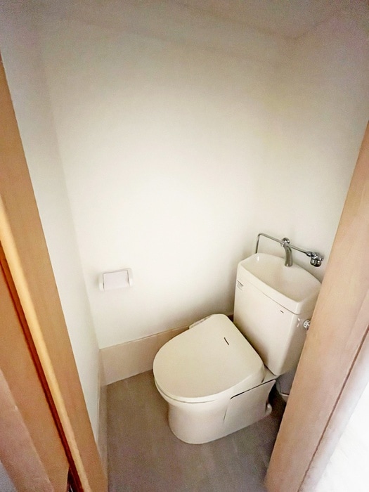 トイレ 東和マンション（４０４）