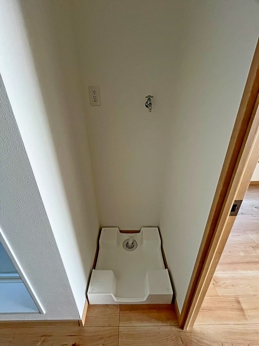 洗濯機置場 東和マンション（４０４）