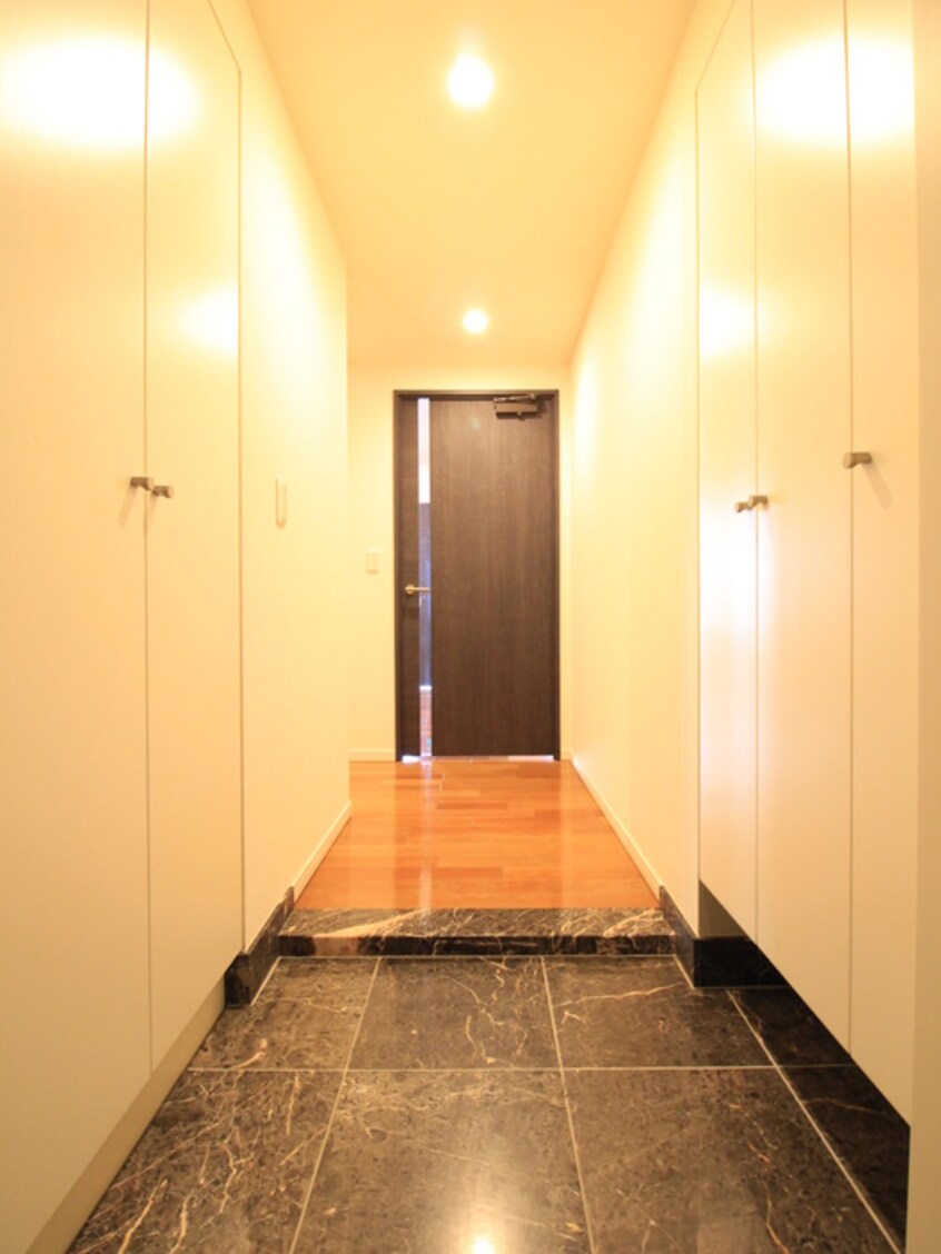 玄関 THE TOKYO TOWERS MID TOWER28Ｆ