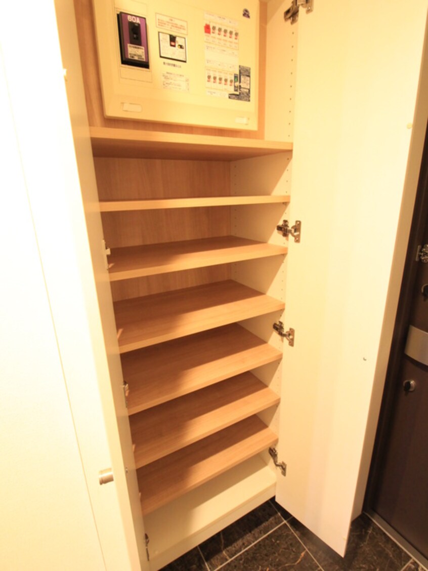 靴箱 THE TOKYO TOWERS MID TOWER28Ｆ