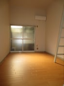 居室 ドミール隆水