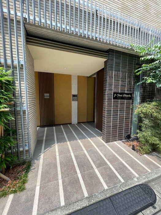 エントランス部分 Ｊ－ＦＩＲＳＴ　ＣＨＩＹＯＤＡ