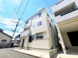桜田１丁目貸家　１階