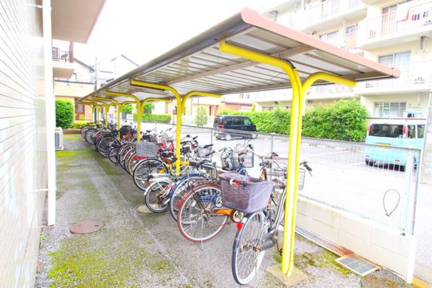 駐輪場 ロイヤルメゾンⅡ
