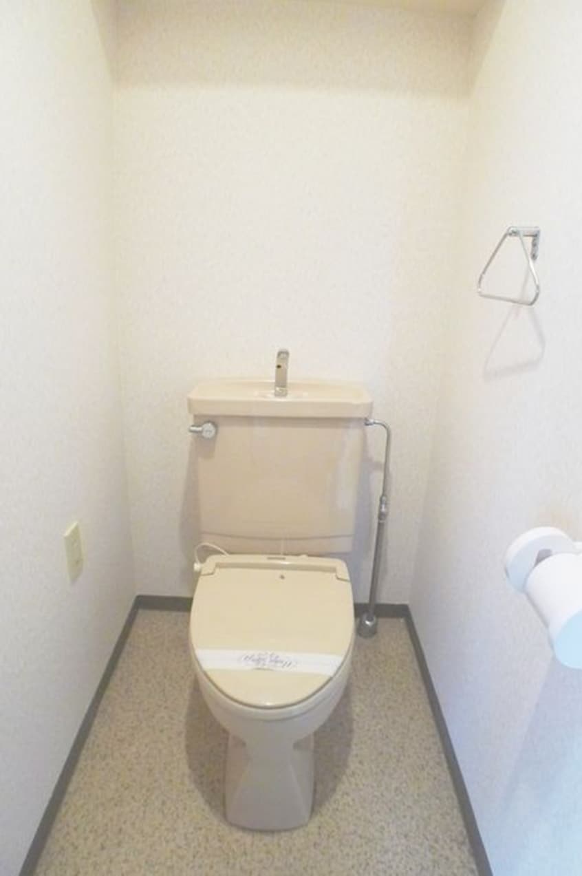 トイレ ロイヤルメゾンⅡ