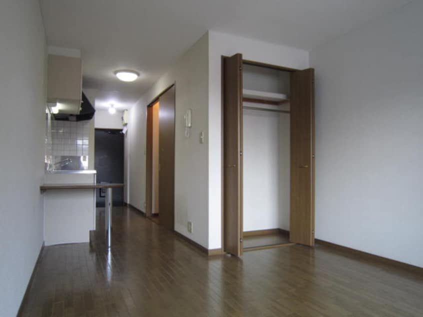 居室 クレスト新羽