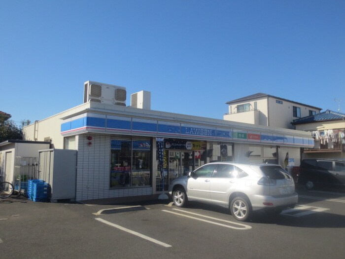 ローソン 藤沢亀井野店(コンビニ)まで486m 第二桐山ハイツ