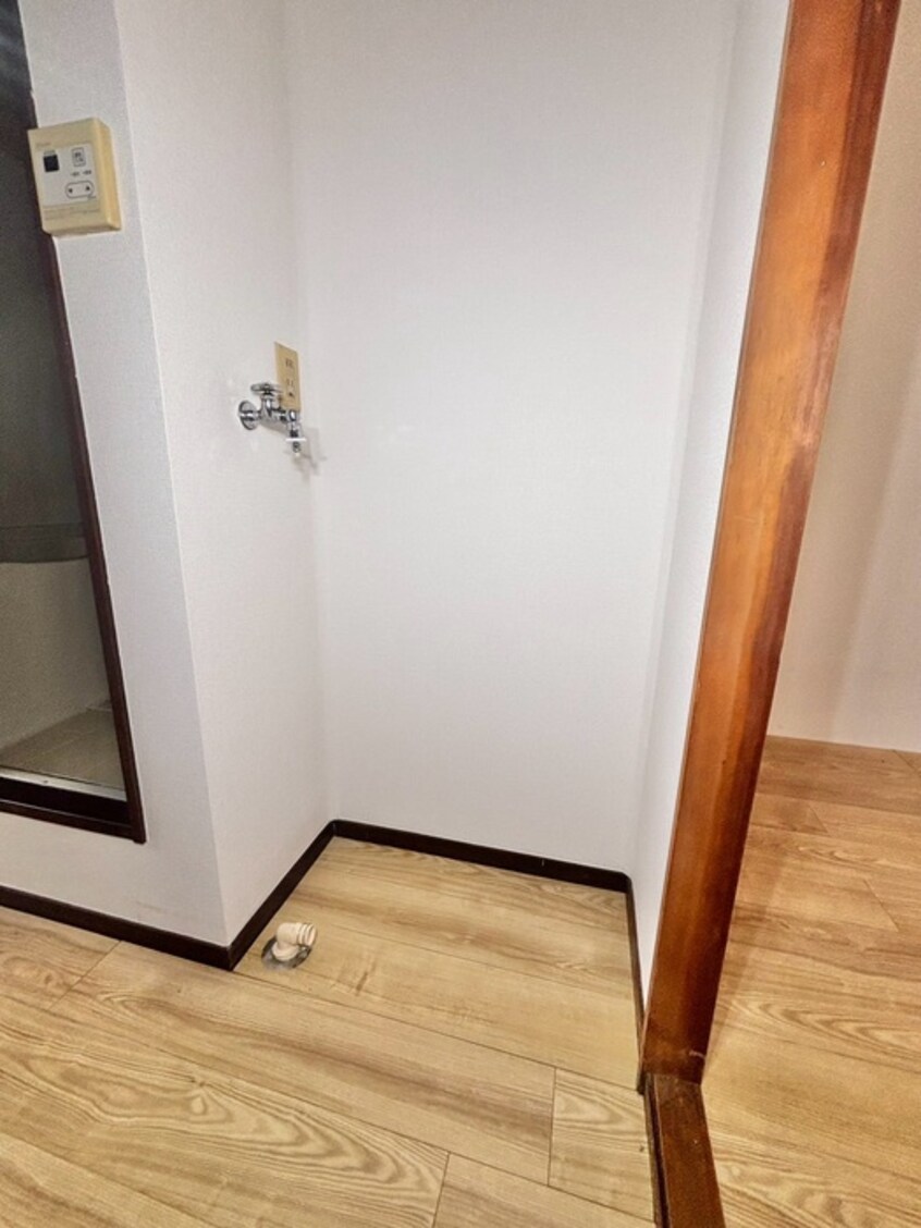 洗濯機置場 クロ－バ－ハイツ