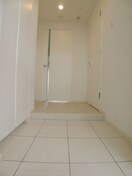 玄関 コンフォリア・リヴ千住