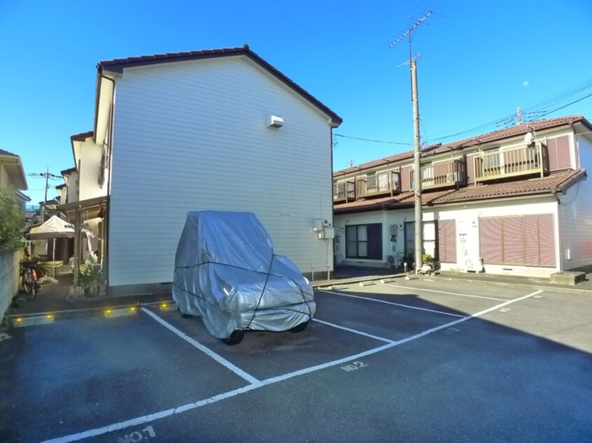 駐車場 シンセリティナカエイ