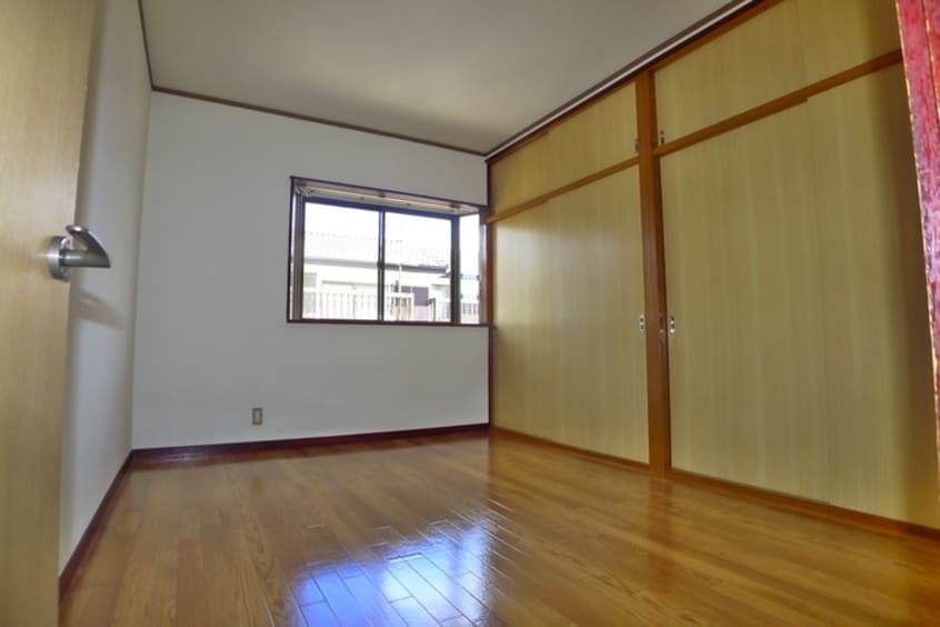 居室 シンセリティナカエイ