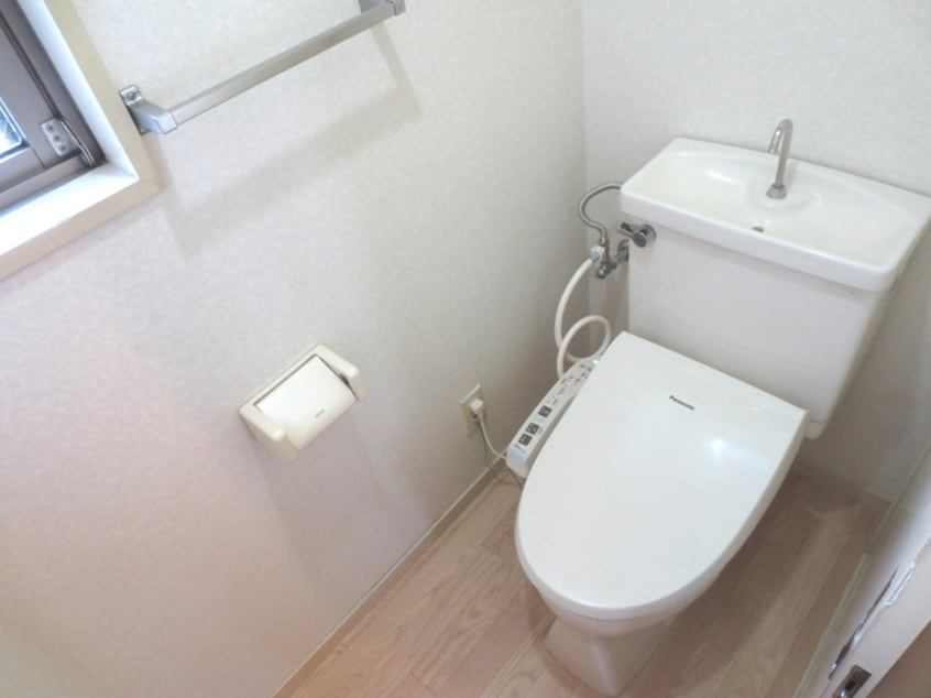 トイレ プリ－スメゾン御幸