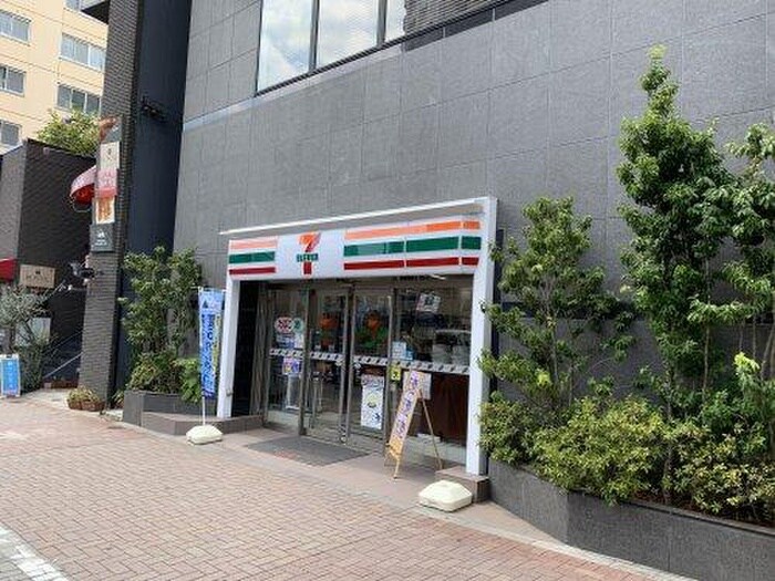 セブンイレブン中野坂上駅南店(コンビニ)まで148m 和田ハイツ相生町