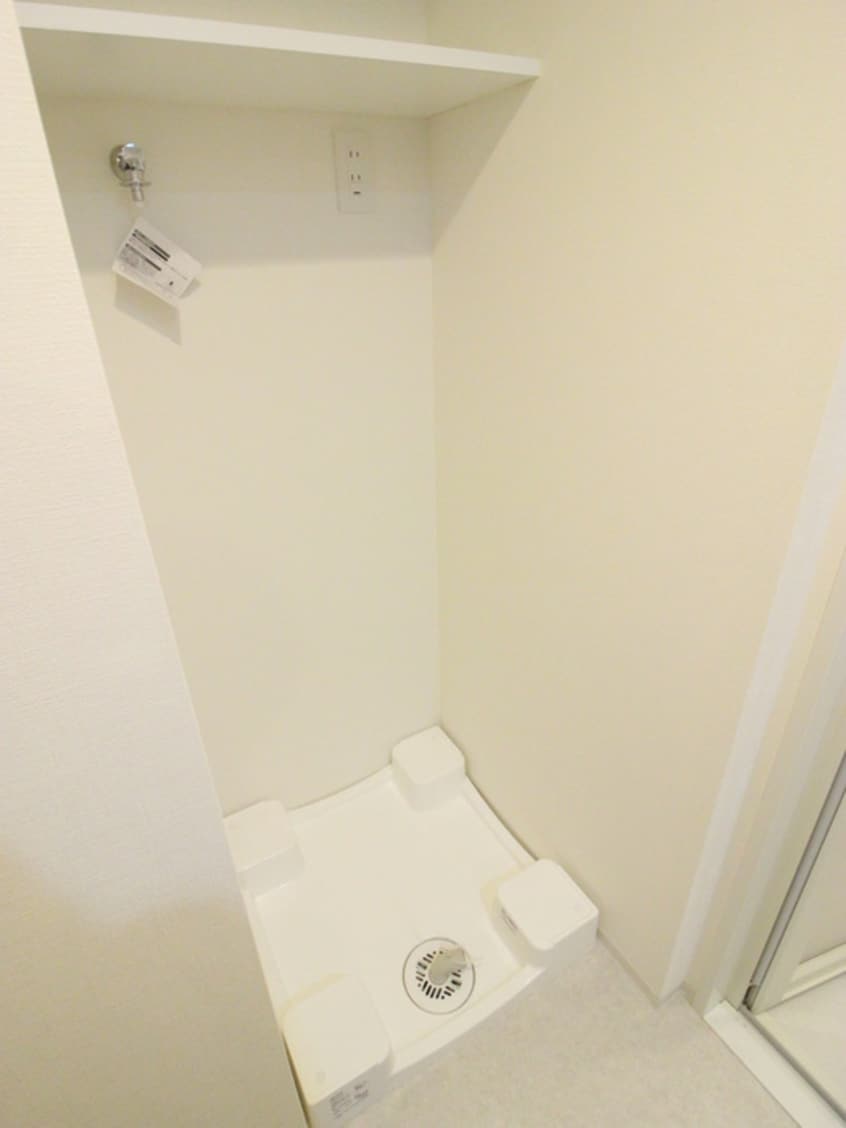 洗濯機置場 KDXレジデンス本蓮沼