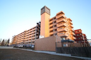 ﾗｲｵﾝｽﾞﾏﾝｼｮﾝ武蔵砂川(114)