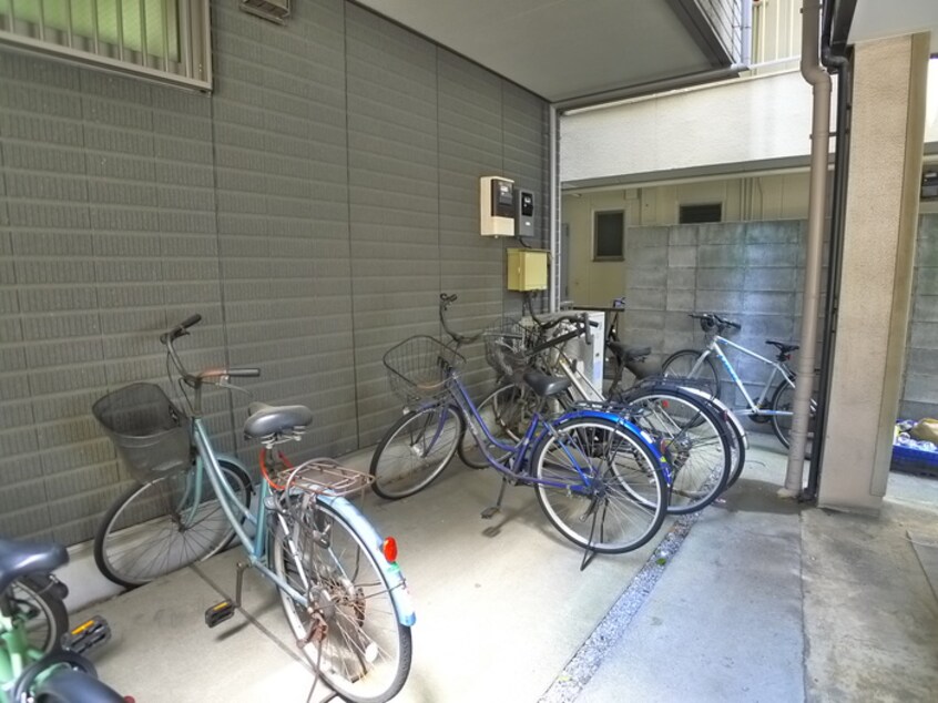駐輪場 Ｍ：Ｉ－２