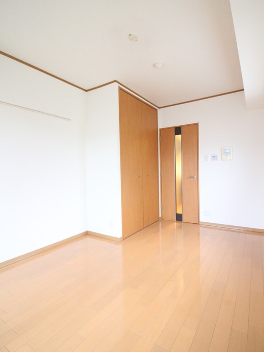 居室 WISTERIA　KOMAZAWA