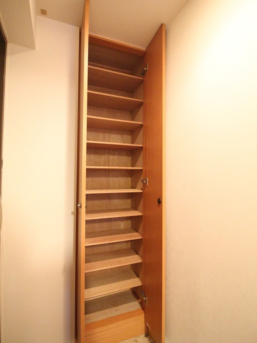 靴箱 WISTERIA　KOMAZAWA