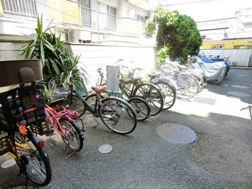 駐輪場 エルニド久米川