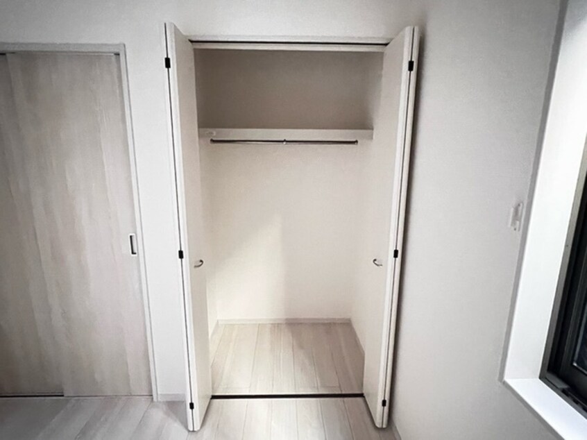 収納 リーブルファイン両新田西町