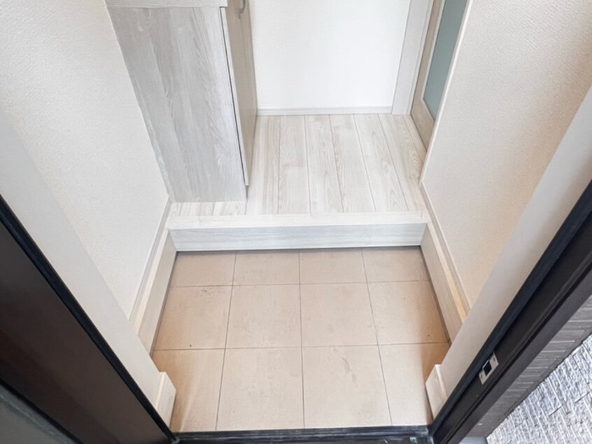 廊下 リーブルファイン両新田西町