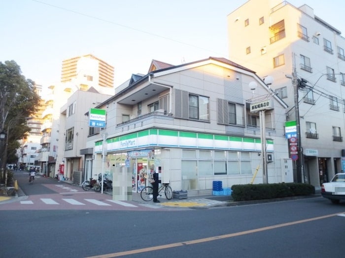 ファミリーマート(コンビニ)まで130m パ－クヒルＩ.Ｍ