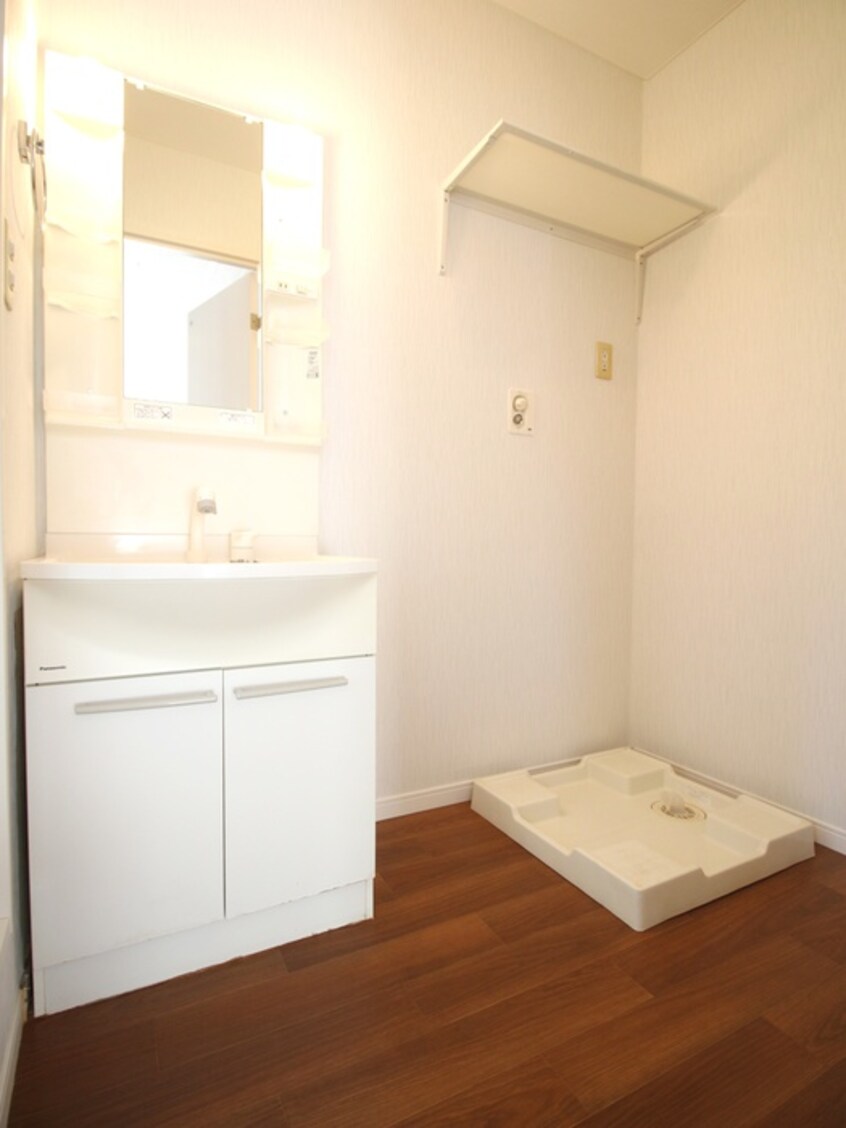 洗濯機置場 コンフォ－トグレイスＡ