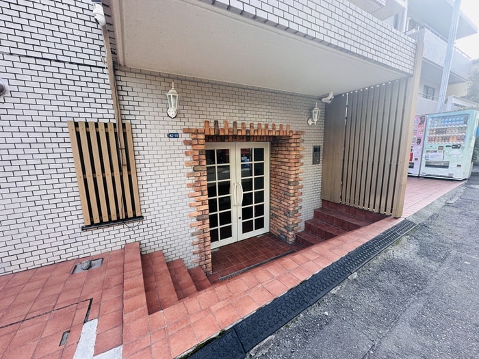 エントランス部分 ベルハイム初台