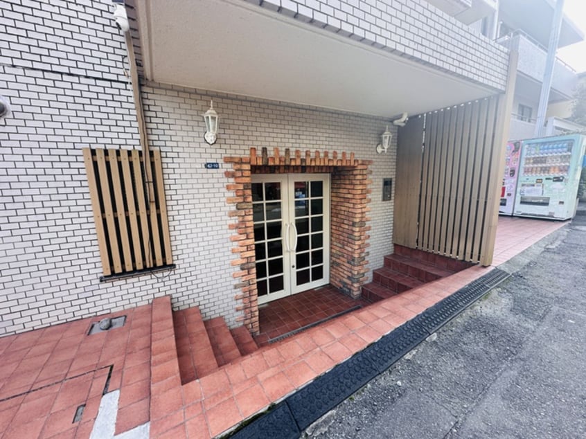 エントランス部分 ベルハイム初台