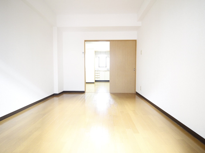 居室 ガネ－シャ