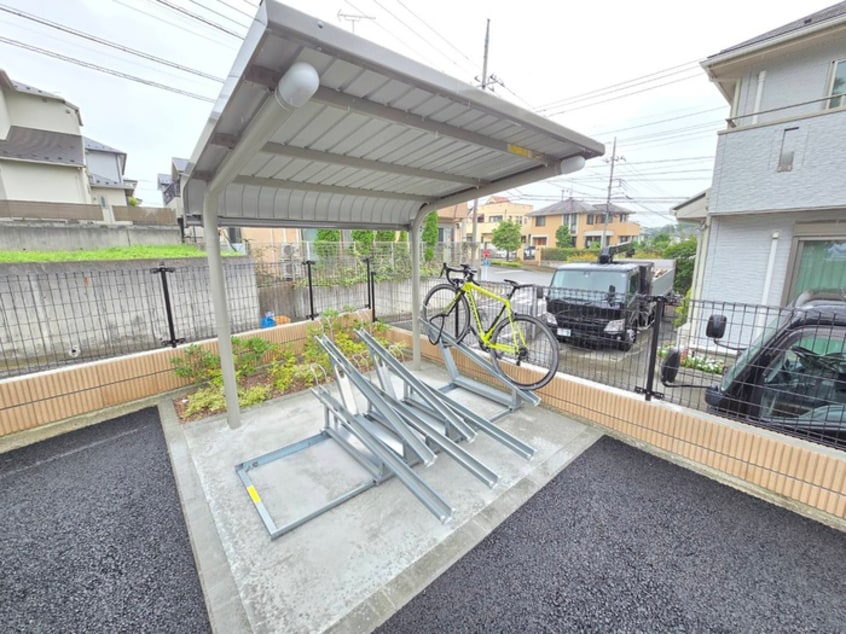 駐輪場 コルニオーロ