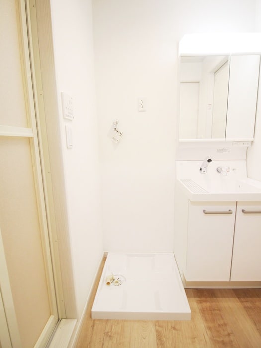 洗濯機置場 グランドール足立