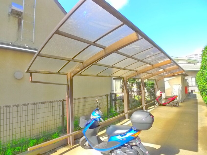 駐輪場 ピュアレスト