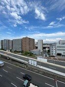 室内からの展望 東神奈川クインビル（702）