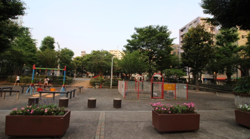 台東公園(公園)まで2100m ルフォンプログレ上野マークス