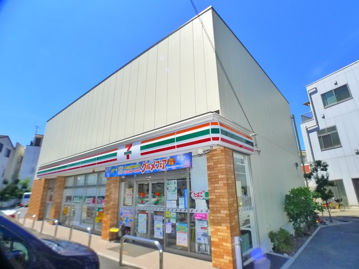 セブンイレブン(コンビニ)まで316m ＨＫＨ西新井