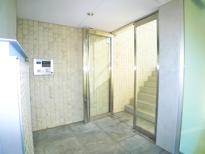 エントランス部分 LEVANTE