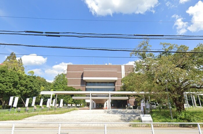 大和市役所(役所)まで320m ALFA鶴間