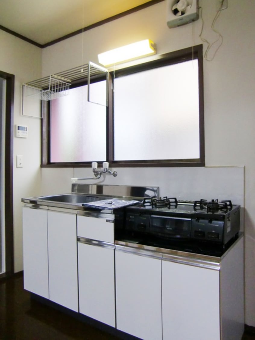 キッチン 東南荘