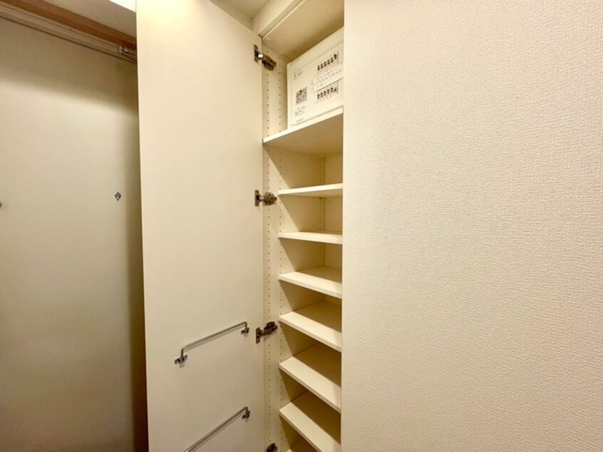 靴箱 プライマル大塚