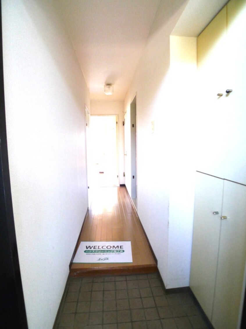 玄関 スリーゼヒル