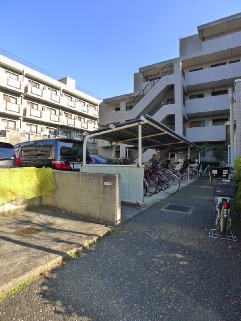 駐輪場 ツインズ浦和