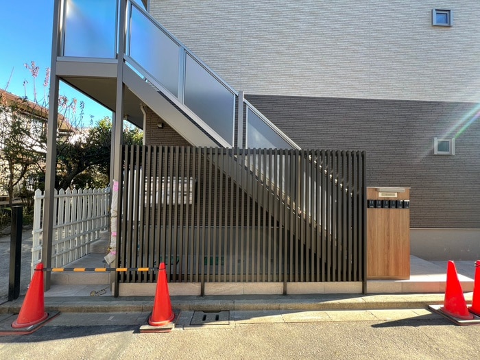 エントランス部分 ウイング