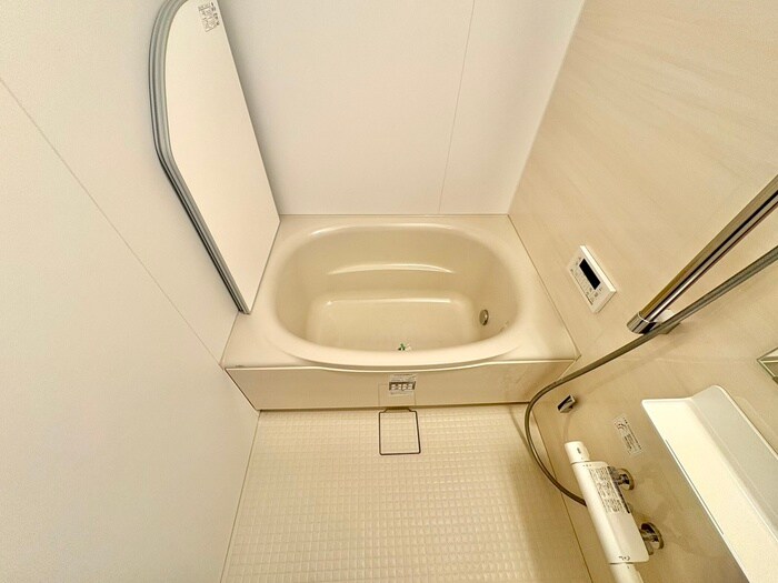 バス／シャワールーム等 ウイング