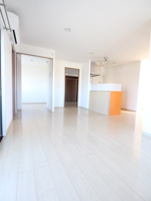 居室 ファミ－ル鈴木