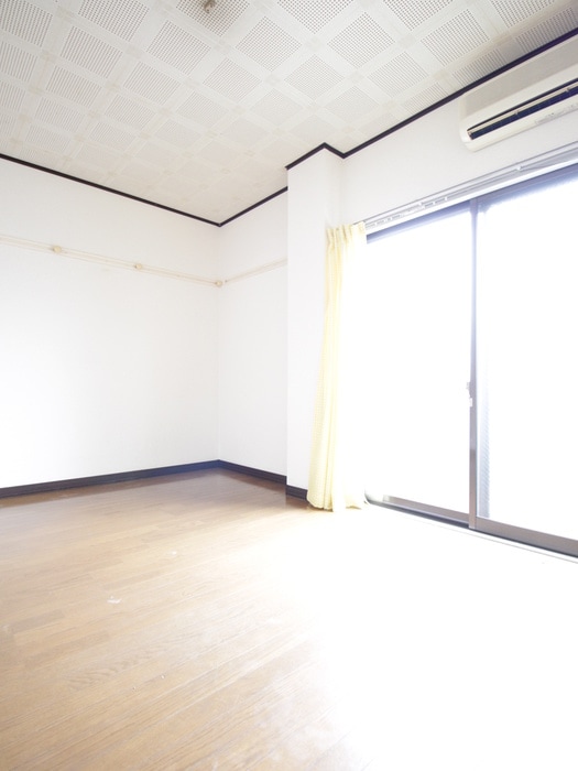 居室 ファミ－ル鈴木