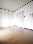 居室 ファミ－ル鈴木